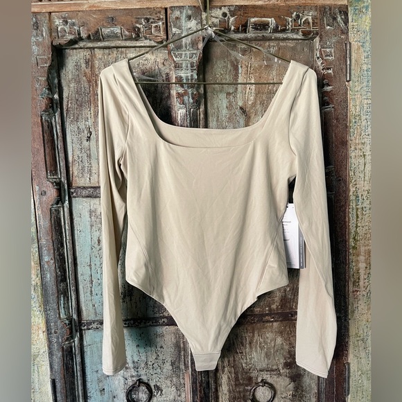 NWT Lululemon Wundermost Ultra-Soft Nulu Square Neck Bodysuit In Mojave … - Picture 7 of 9